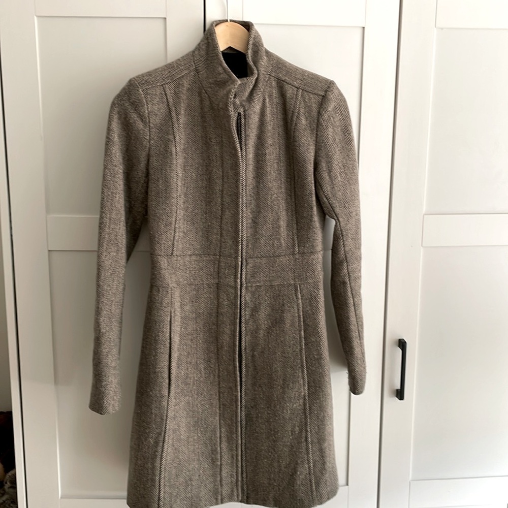 Theory coat